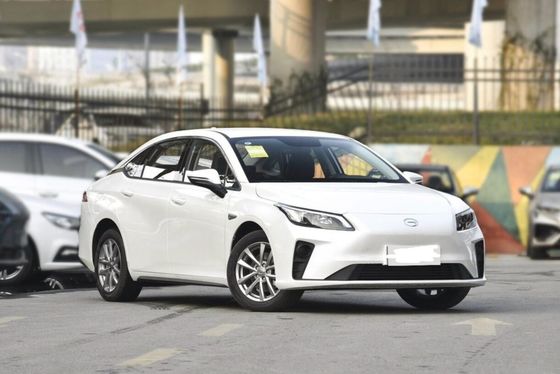 CLTC 460km Mei 580 Aion Electric Car Full Load Mass 2135kg 100kw Pure Electric Cars
